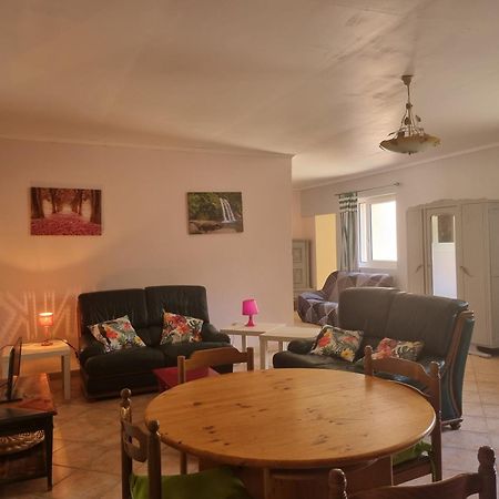 Les Conils - Gites Et Chambres D'Hotes Saint-Pierre-de-Vassols Eksteriør billede