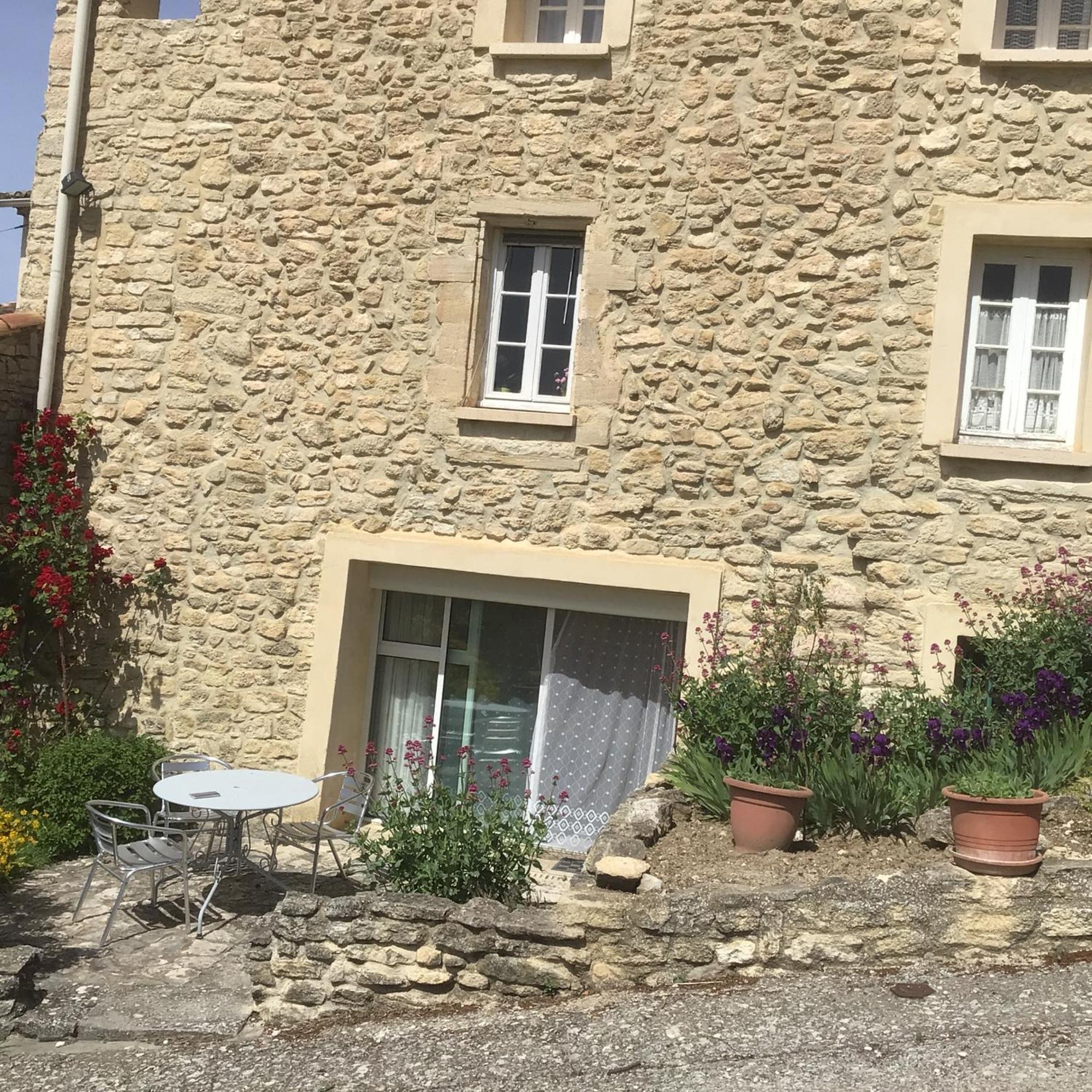 Les Conils - Gites Et Chambres D'Hotes Saint-Pierre-de-Vassols Eksteriør billede